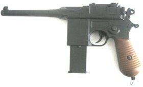 Manuální  airsoft celokovova pistole je replikou    Mauser C