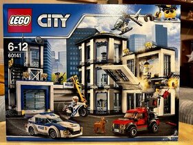 Lego 60141policejní stanice - 1