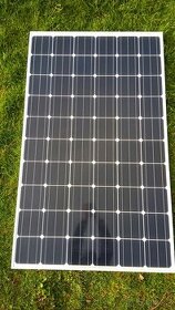 Solární panely 285Wp...