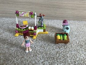 LEGO Friends - Mia a stánek s limonádou 41027