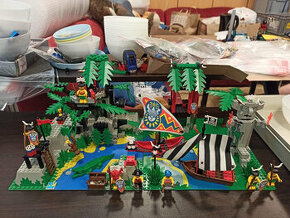 LEGO Pirates 6278 Enchanted Island