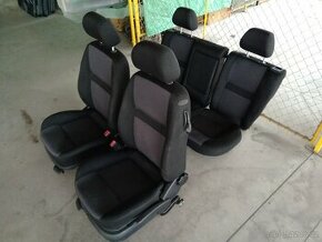 Škoda Octavia I sedačky s airbagy a výhřevy
