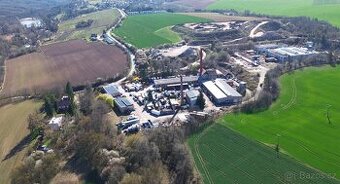 Komerční areál v Českém Brodě 34349 m2