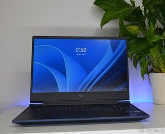 Herní notebook HP Victus 15 – RTX 3050 + i5-12450H + 512GB S