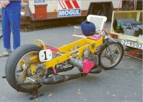 závodní motocykl na sprint dragster jawa čz DKW koště motor
