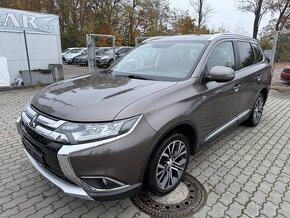 Mitsubishi Outlander, 2.2 Di-D 4x4 7.míst, serviska