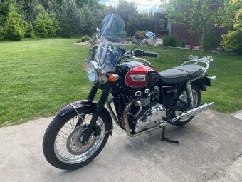 Triumph Bonneville T100 - 1