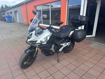 CFMOTO MT 650 Premium