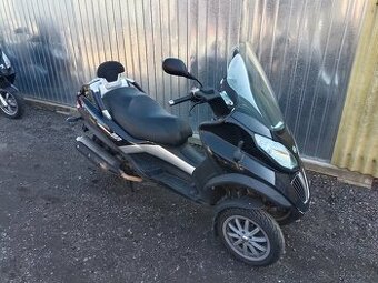 Piaggio mp3 400LT