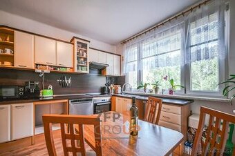 Prodej družstevního bytu 2+1 o rozloze 73 m2, ulice Centrum, - 1