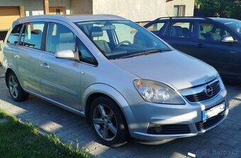 Opel Zafira 1.8, ČR, 7 míst