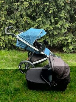 Kočárek Thule Urban Glide 2 Majolica Blue s korbičkou.