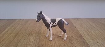 schleich pinto hříbě