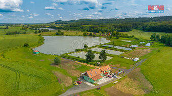 Prodej rodinného domu, 245 m², Ostružno
