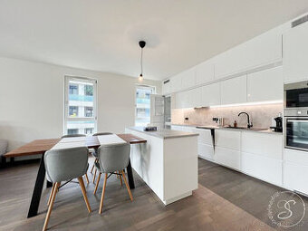 Pronájem bytu 3+kk • 103 m²