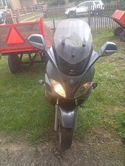 Piaggio X9 125
