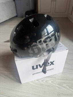 Dětská helma uvex