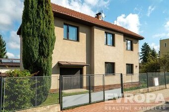 Prodej vícegeneračního rodinného domu se zahradou