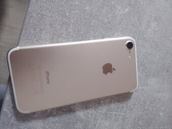 iPhone 7