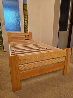 🛏️ Masivní borovicová postel 90x200 cm s roštem