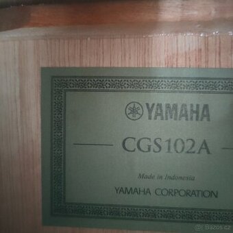 Kytara Yamaha