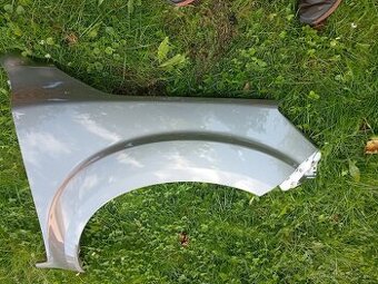 NISSAN NAVARA D23 RV 2020 BLATNÍK PRAVÝ A LEVÝ