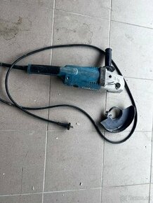 Prodám velkou úhlovou flexu Makitu