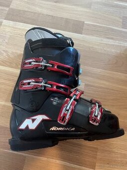 Prodáme lyžařské boty Nordica 26,0 / 26,5 305 mm