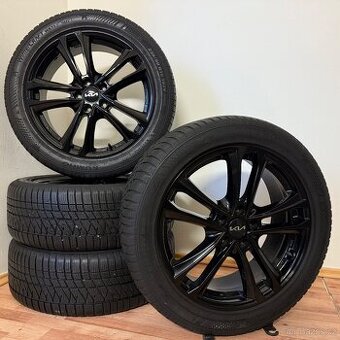 KIA SPORTAGE V 5x114,3 R19 ET49,5+ZIMNÍ 235/50R19 8/6mm