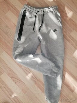 Pánské tepláky Nike Tech fleece vel S