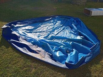 Bazén s příslušenstvím