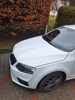Škoda octavia 3 předfacelift kapota rok 2015
