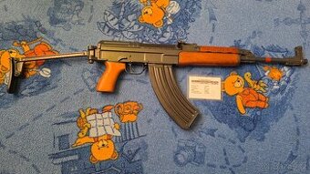 Znehodnoceny SA58 sklopka ve dreve