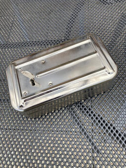 Pokladnička, kasička, trezorek, střádanka  300 kč