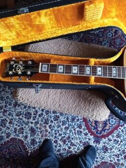 Prodej akustické kytary