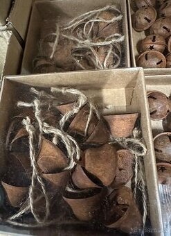 Vintage zvonecky rez - 1