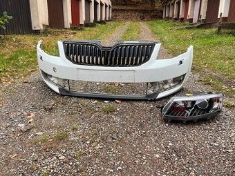 Octavia III přední nárazník a levý Xenon