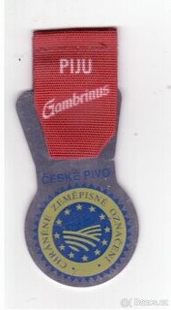 Otvírák na láhve s korunkou