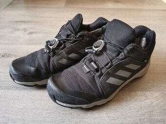 Chlapecké goretexové boty Adidas, vel. 36.