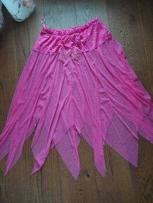 Růžová cípatá sukýnka