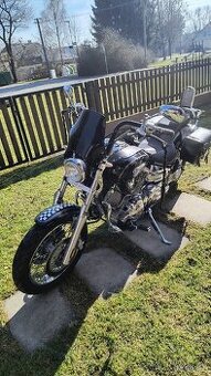 Yamaha XVS 1100 dragstar