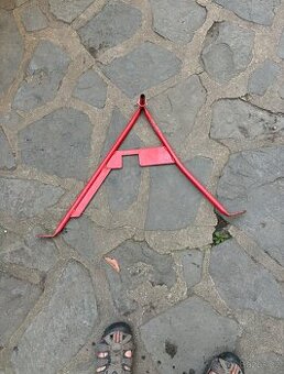 TERA VARI – servisní stojan (opěrná noha)