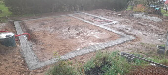 Rozestavěný RD Budčice