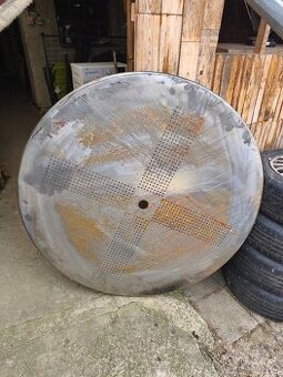 Kovová stolní deska