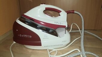 ŽEHLIČKA Electrolux - parní stanice : NOVÁ