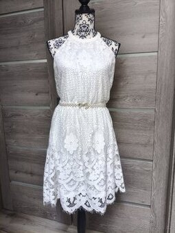 Bílé krajkové šaty zn. VILA vel. 42/44