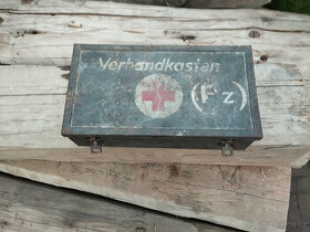 Stará vojenská bedna Wermacht r.1942 Verbandkasten,lékárna