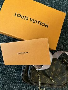 Louis Vuitton Multipochette pink