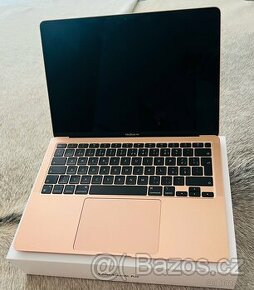 MacBook Air 13" Apple M1 256GB Zlatý CZ (2020)