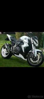 Honda cb1000r